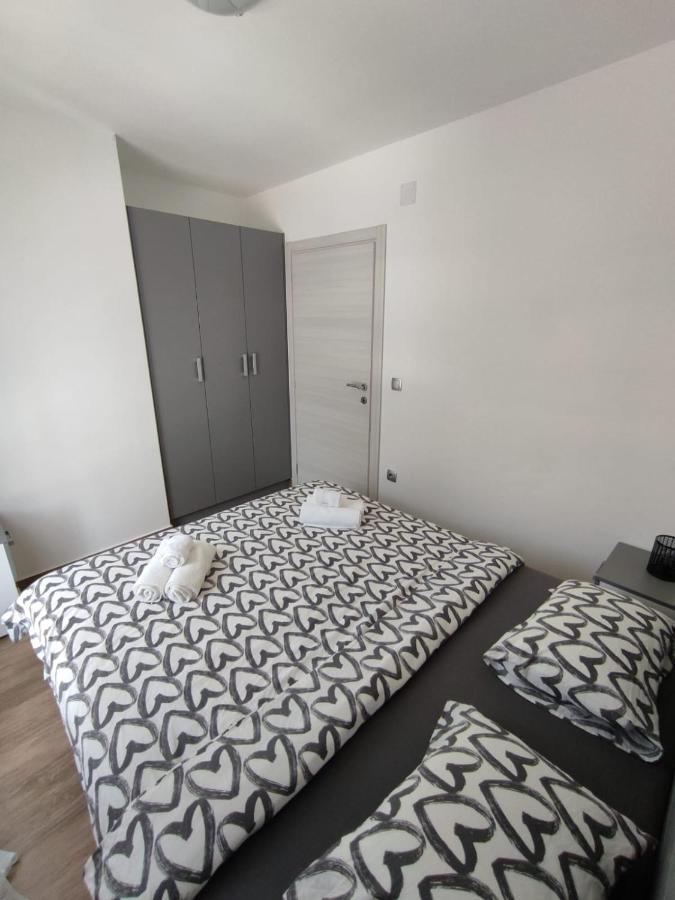 Apartman Ivana Biograd Na Moru Bagian luar foto
