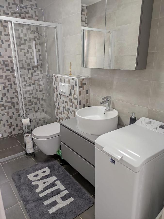 Apartman Ivana Biograd Na Moru Bagian luar foto