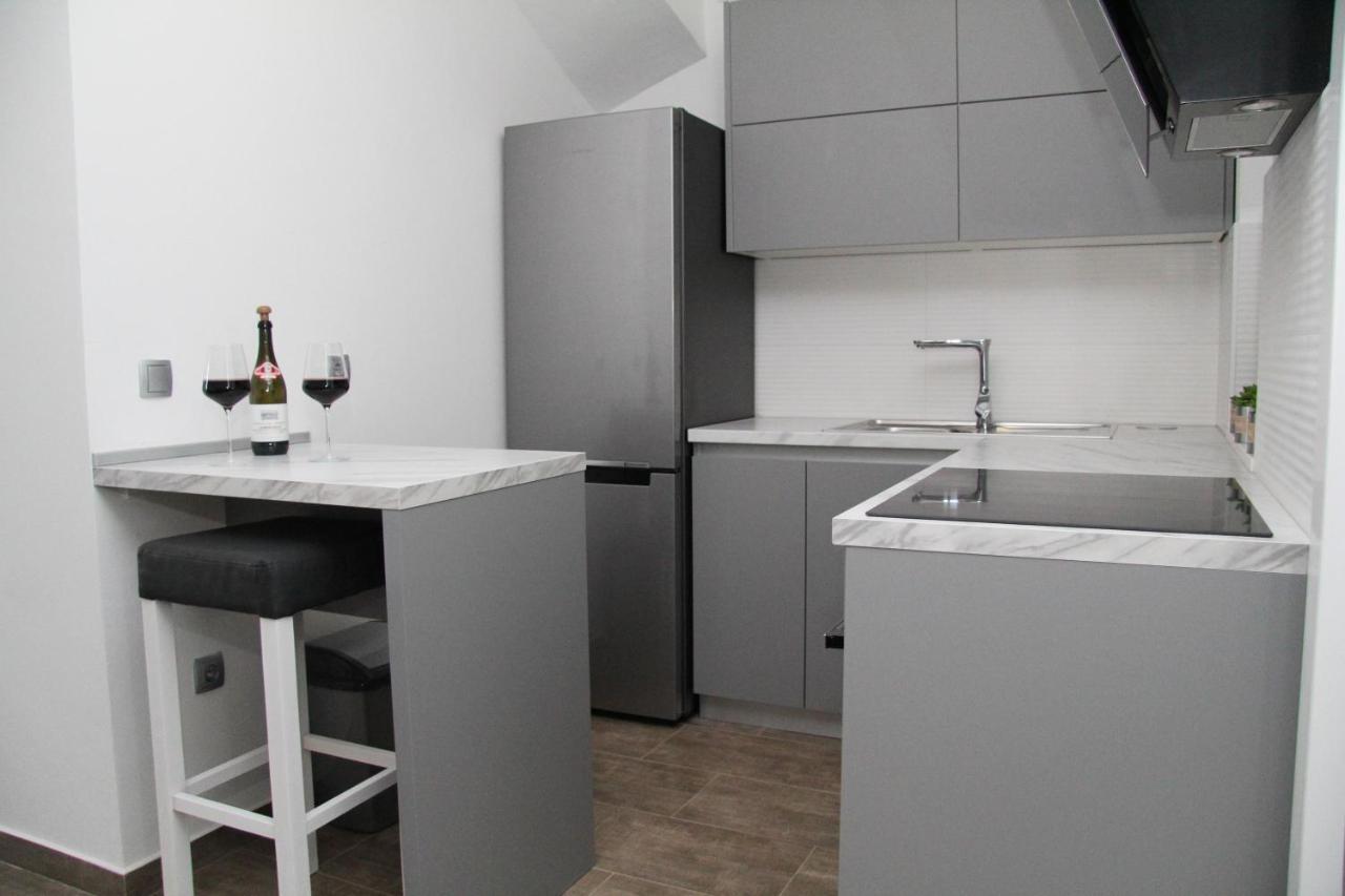 Apartman Ivana Biograd Na Moru Bagian luar foto