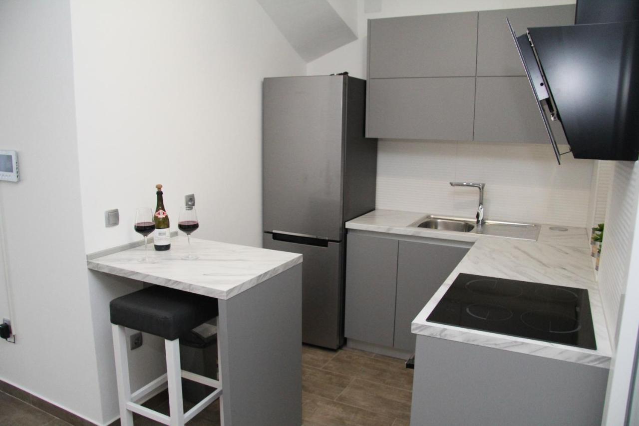 Apartman Ivana Biograd Na Moru Bagian luar foto