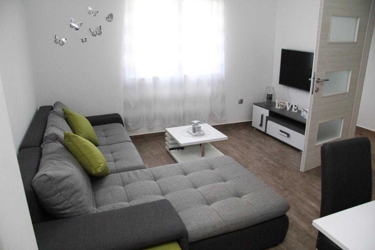 Apartman Ivana Biograd Na Moru Bagian luar foto